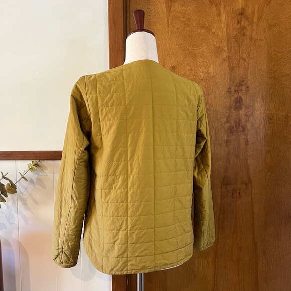 Mountain Hardwear Mustard Jacket - Picture 8 of 16